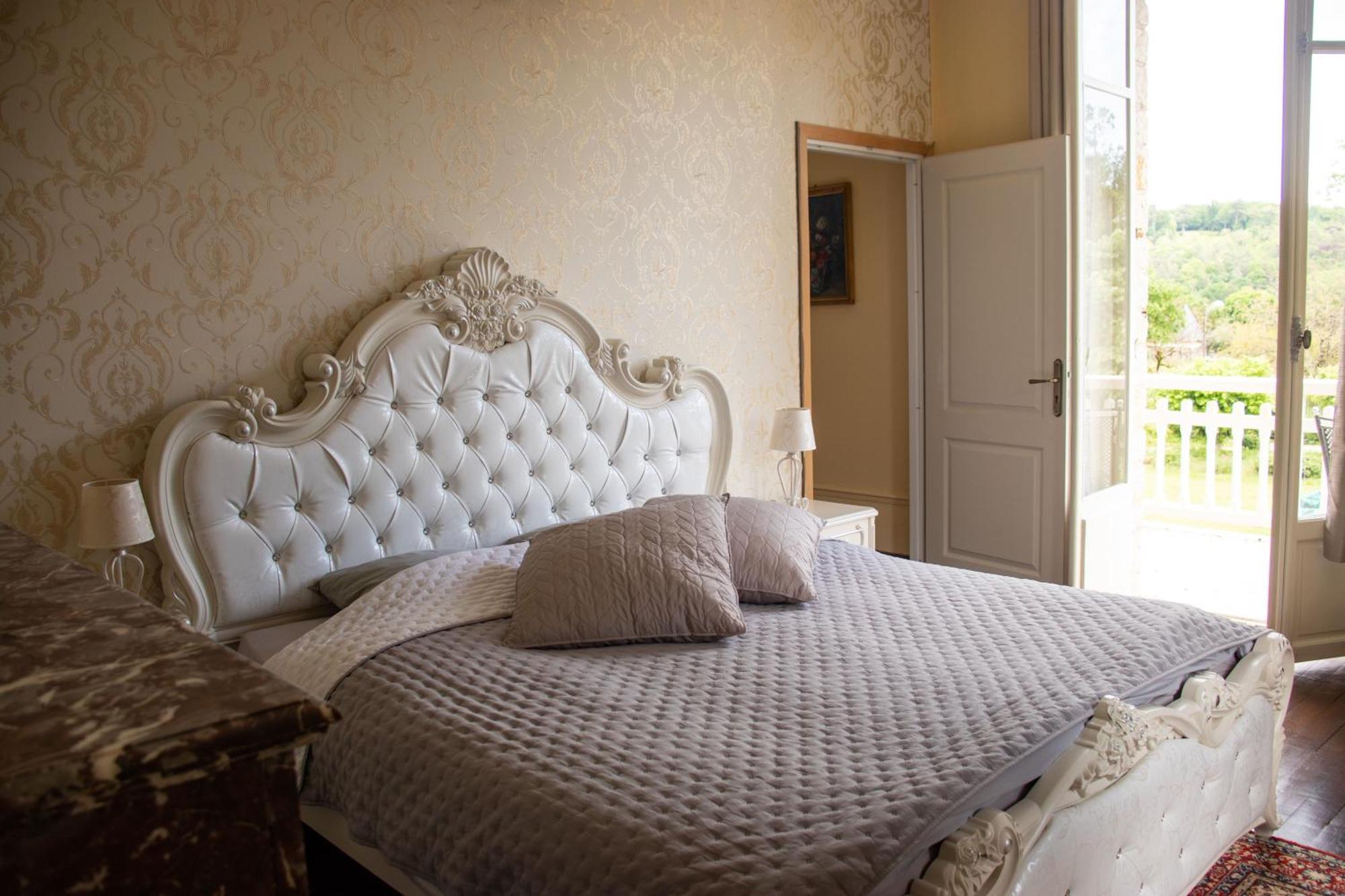 Le Pavillon De St Agnan Hotell Hautefort Exteriör bild
