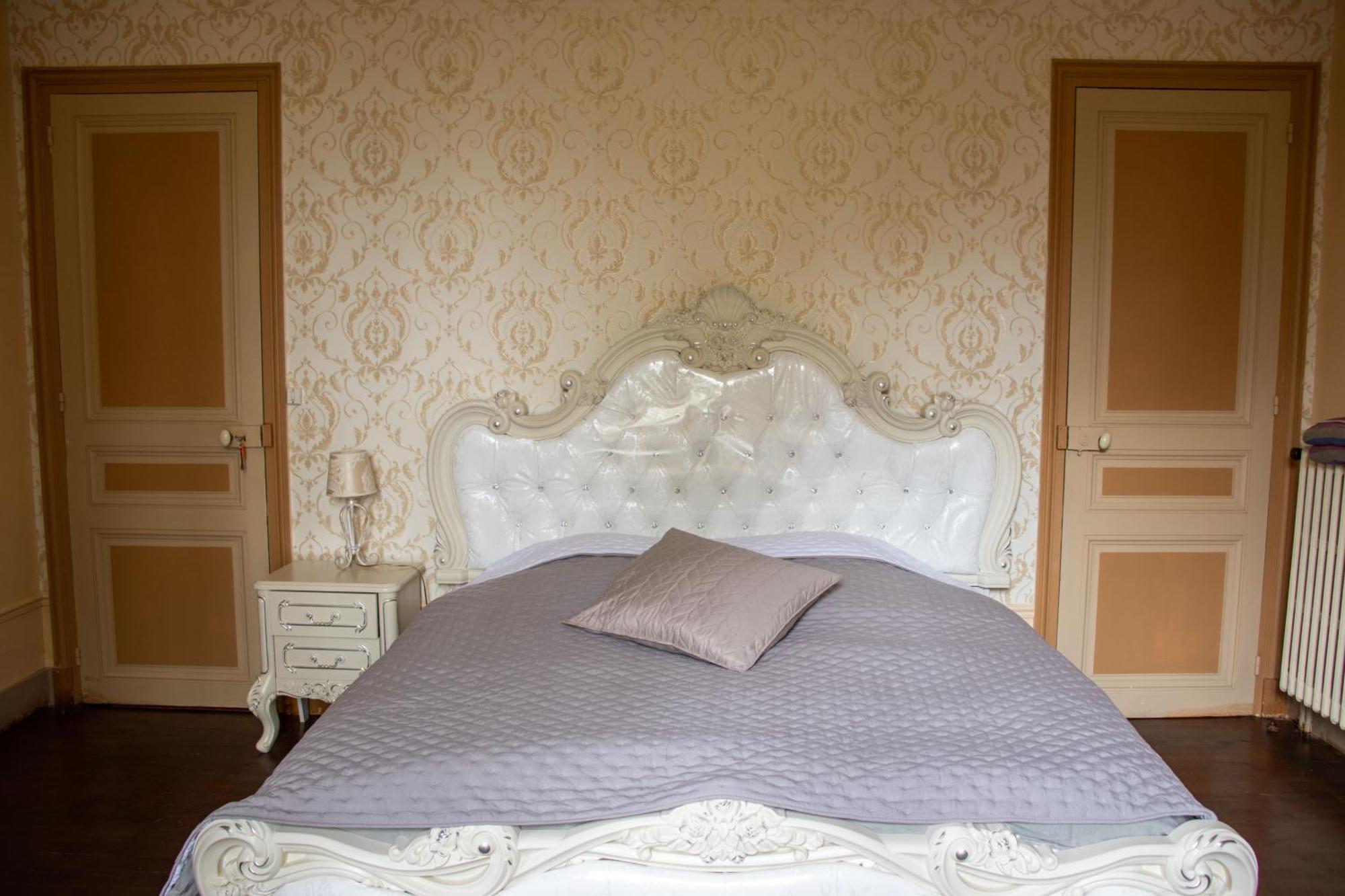 Le Pavillon De St Agnan Hotell Hautefort Exteriör bild