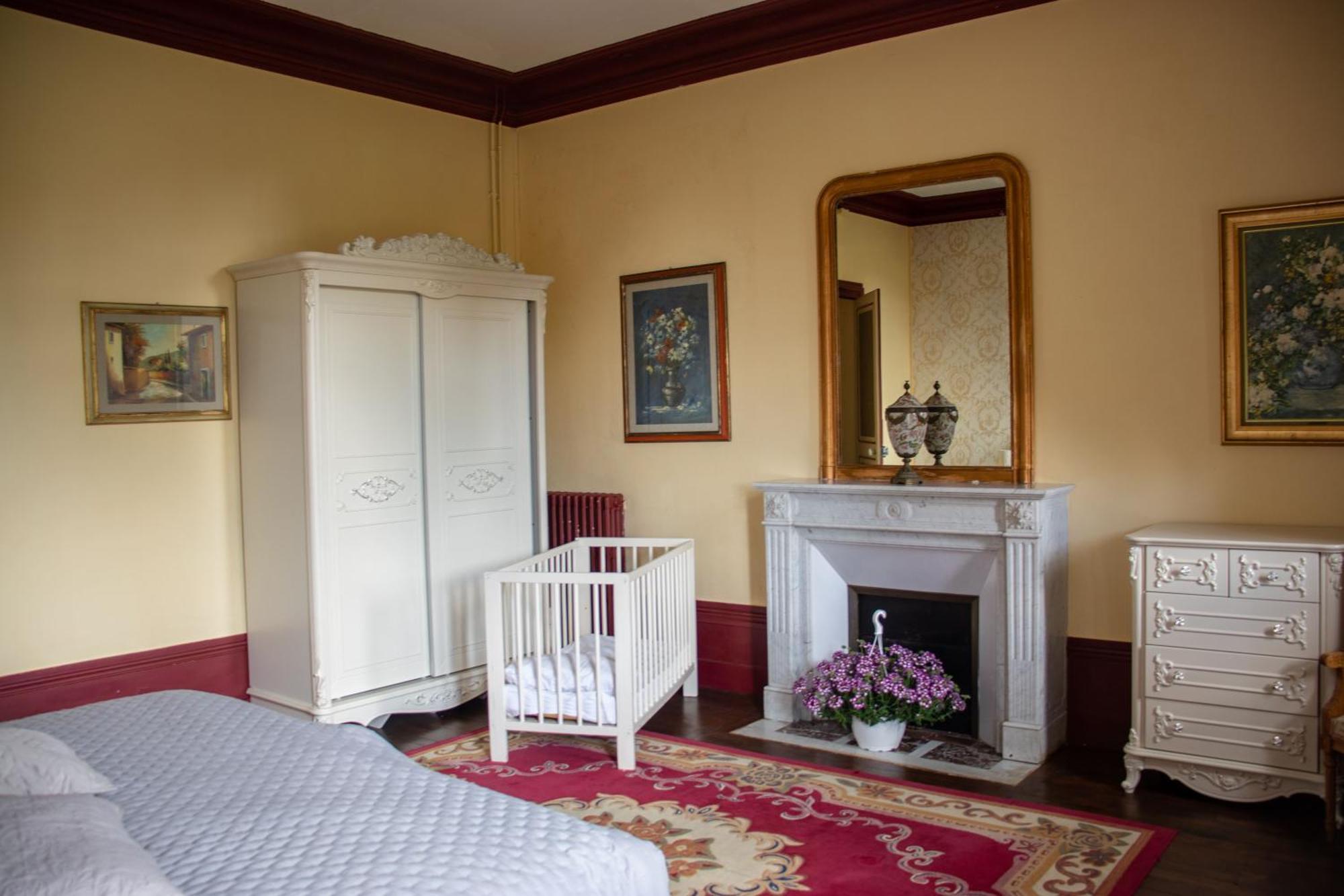 Le Pavillon De St Agnan Hotell Hautefort Exteriör bild