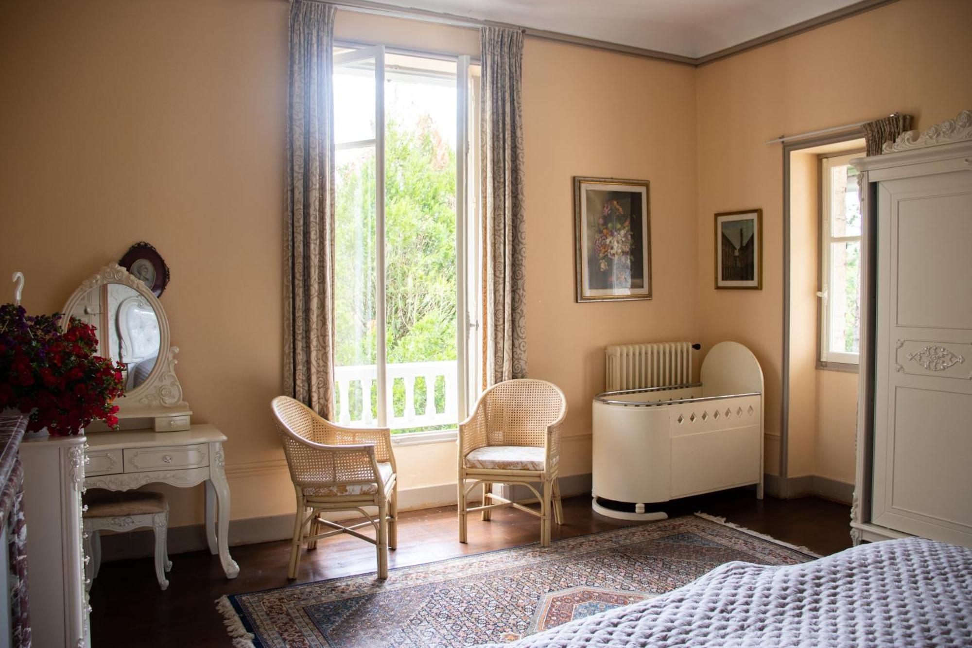 Le Pavillon De St Agnan Hotell Hautefort Exteriör bild